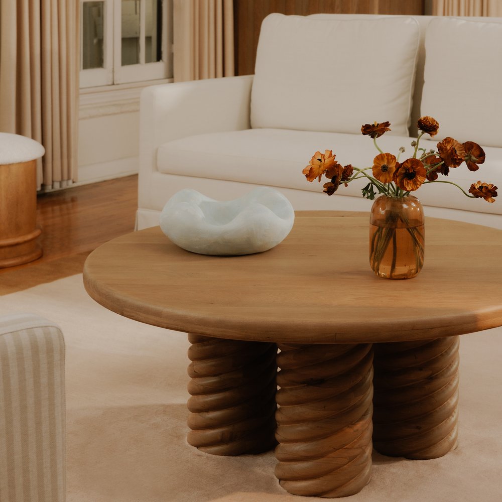 Moes Home - Treccia Round Coffee Table Oak - BB-1029-24-0 view 5