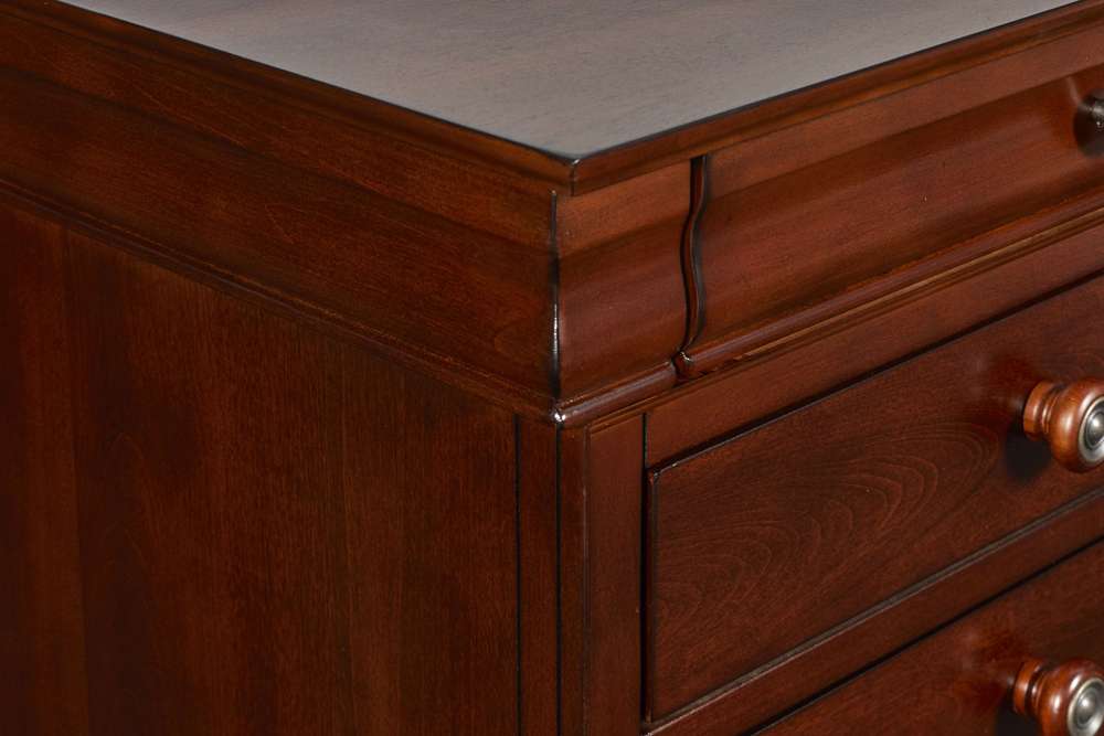 New Classic Furniture - Versailles Nightstand- Bordeaux - BH1040-040 veiw 4