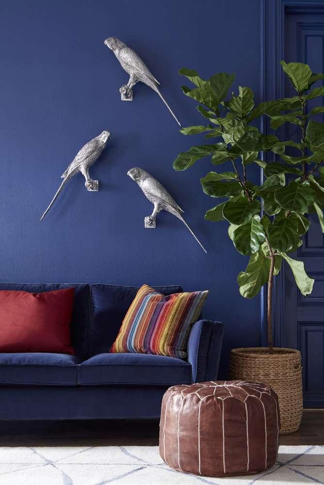 Phillips Collection - Parrot Looking Right Wall Art, Resin, Silver Leaf - PH94500 veiw 2