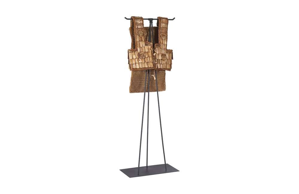 Phillips Collection - Sulawesi Armor, Pieces and Stands May Vary - K1337ZZ veiw 1
