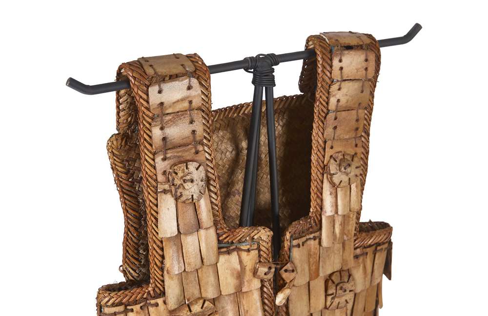 Phillips Collection - Sulawesi Armor, Pieces and Stands May Vary - K1337ZZ veiw 3