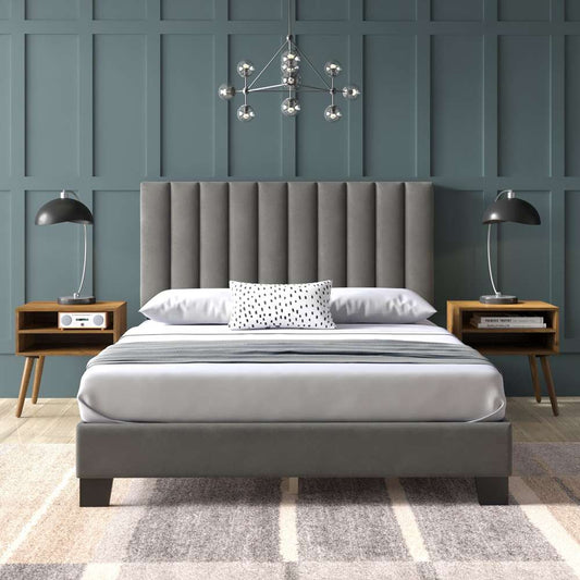 Picket House Furnishings - Colbie King Bed W/Carroll Grey w/Two End Table (3A Packing) - UCY3704KBE veiw 1
