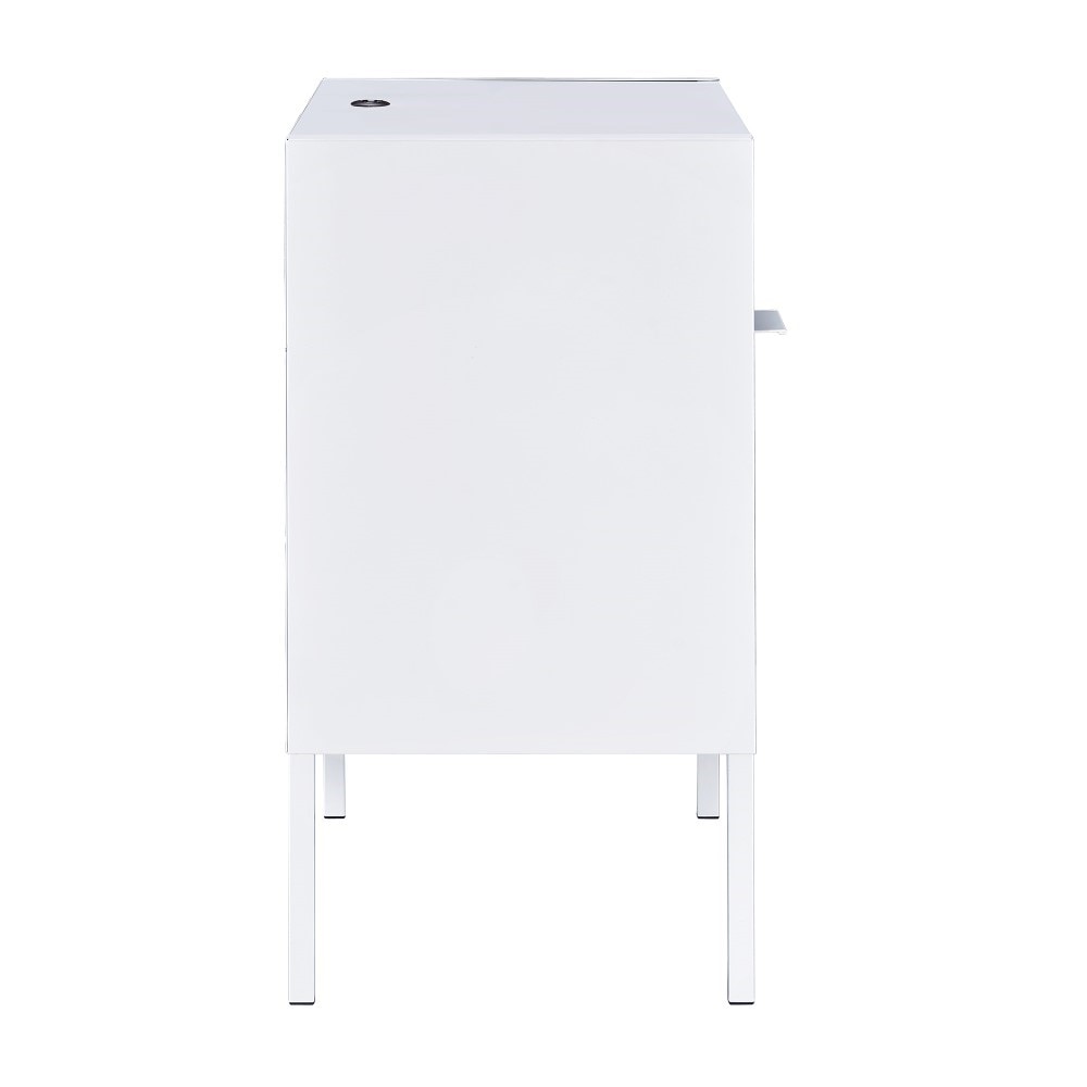 Picket House Furnishings - Gemma Nightstand with USB Port in White - CEB700NSE veiw 3