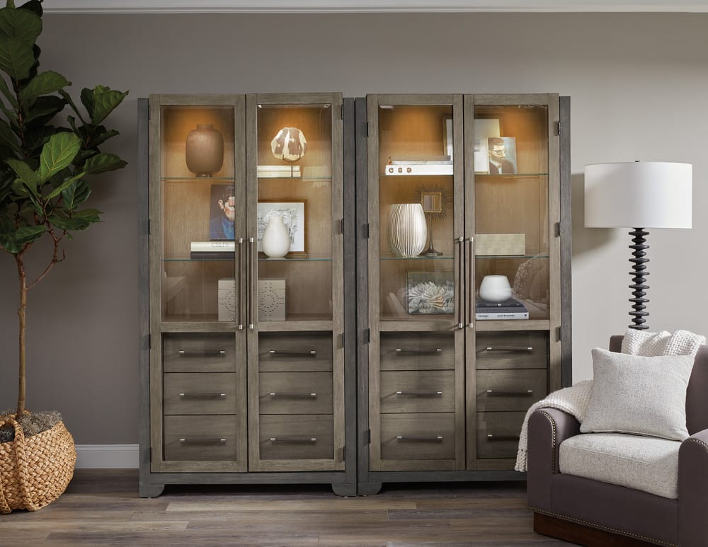 Pulaski - Anderson Park Moose Trail And Frontier Brown China Cabinet - P402300 view 3