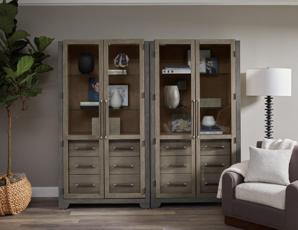 Pulaski - Anderson Park Moose Trail And Frontier Brown China Cabinet - P402300 view 4