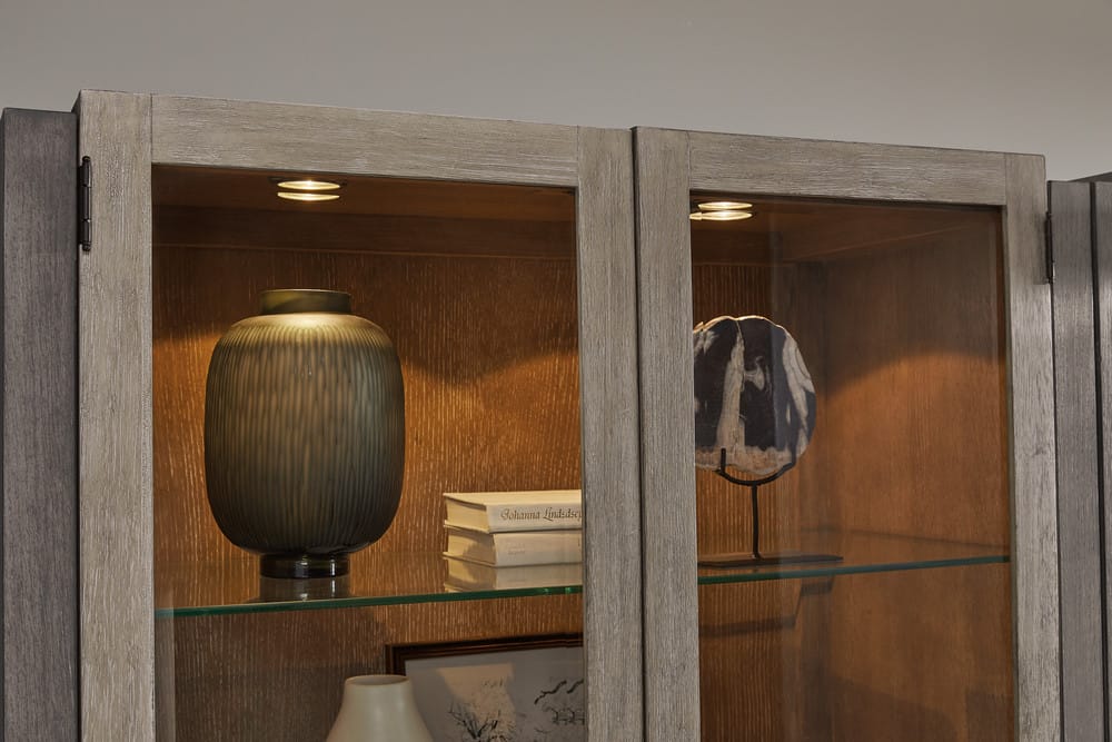 Pulaski - Anderson Park Moose Trail And Frontier Brown China Cabinet - P402300 view 5