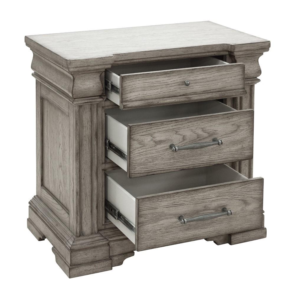 Pulaski - Madison Ridge 3 Drawer Nightstand in Heritage Taupe - P091140 veiw 4