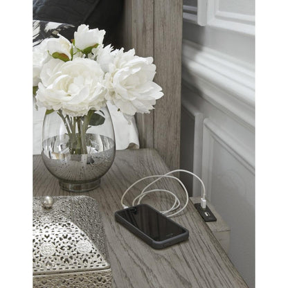 Pulaski - Madison Ridge 3 Drawer Nightstand in Heritage Taupe - P091140 veiw 6