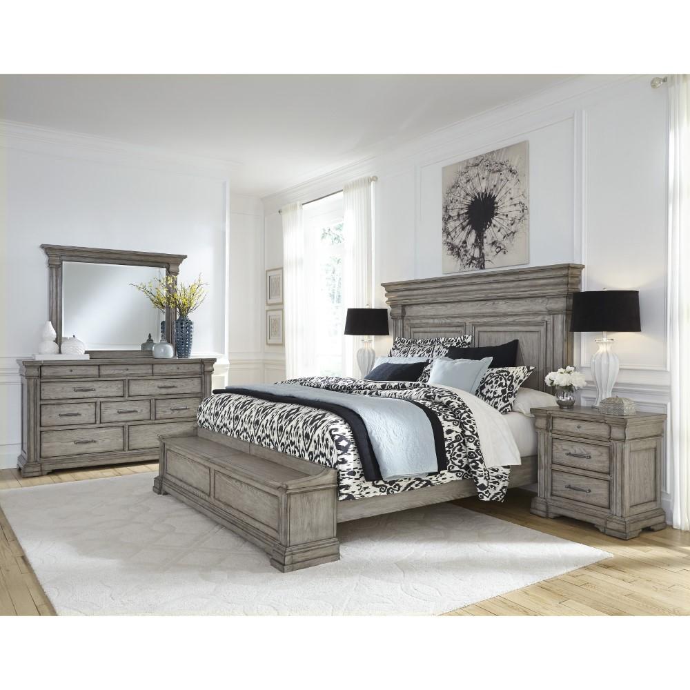 Pulaski - Madison Ridge Queen Panel Bed with Blanket Chest Footboard in Heritage Taupe - P091-BR-K2 veiw 4