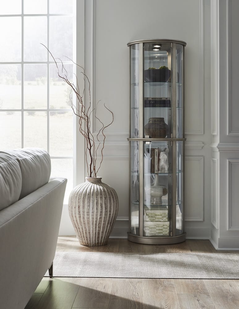 Pulaski - Platinum Glass Door Curio - 21395 view 3