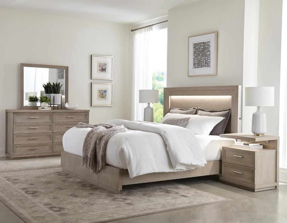 Riverside Furniture - Cascade Queen Illuminated Panel Bed veiw 2