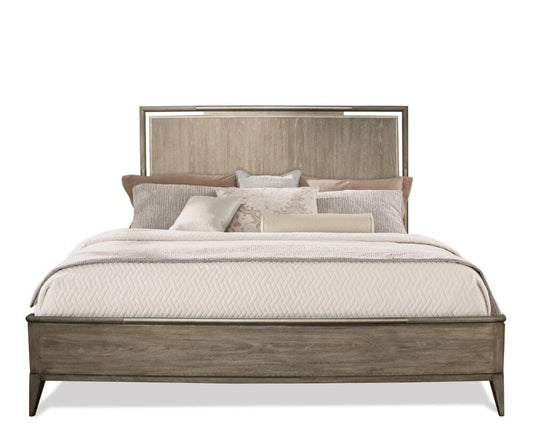Riverside Furniture - Sophie Queen Panel Bed veiw 2