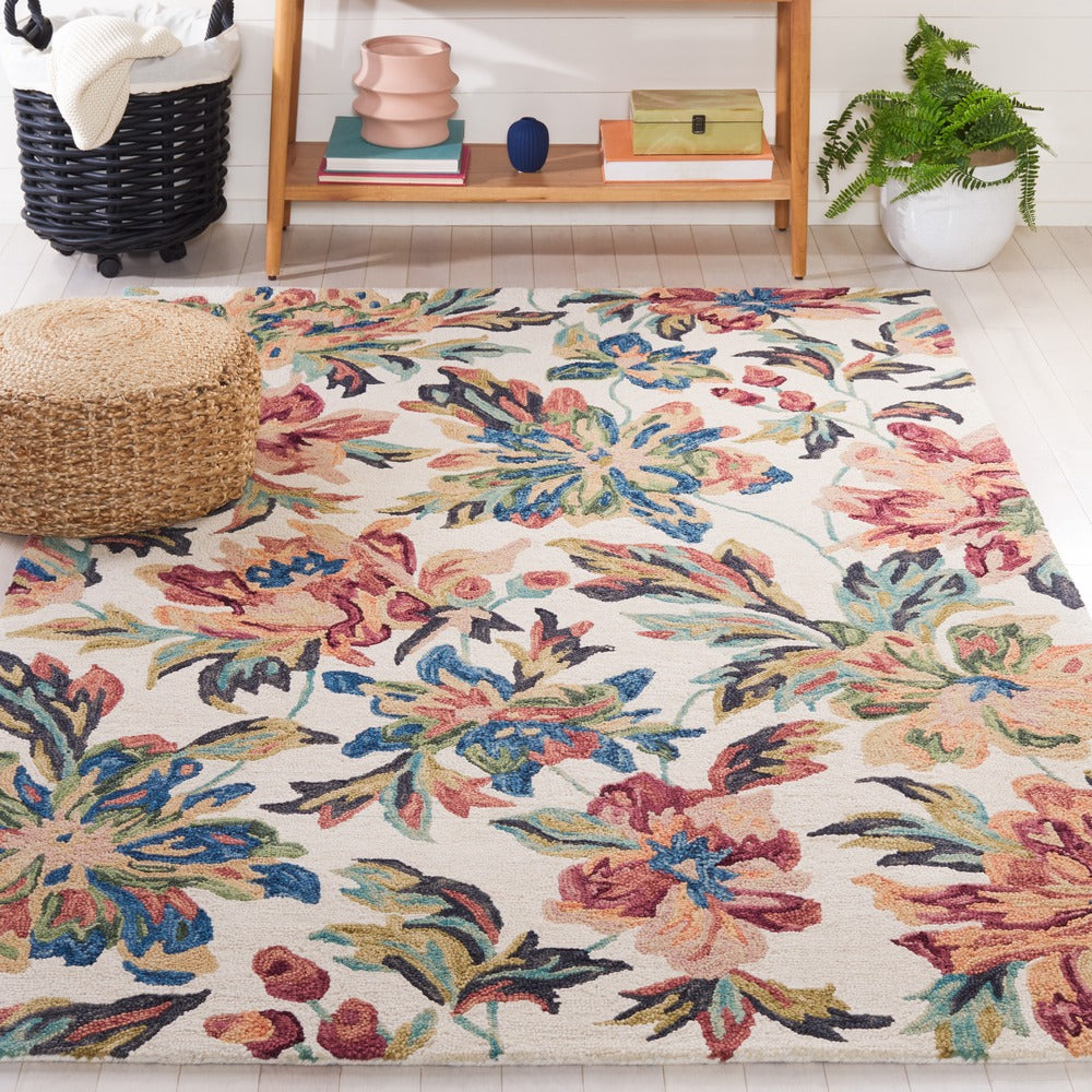Safavieh - Blossom 467A Ivory Plum - 6" X 9" - BLM467A-6 view 2