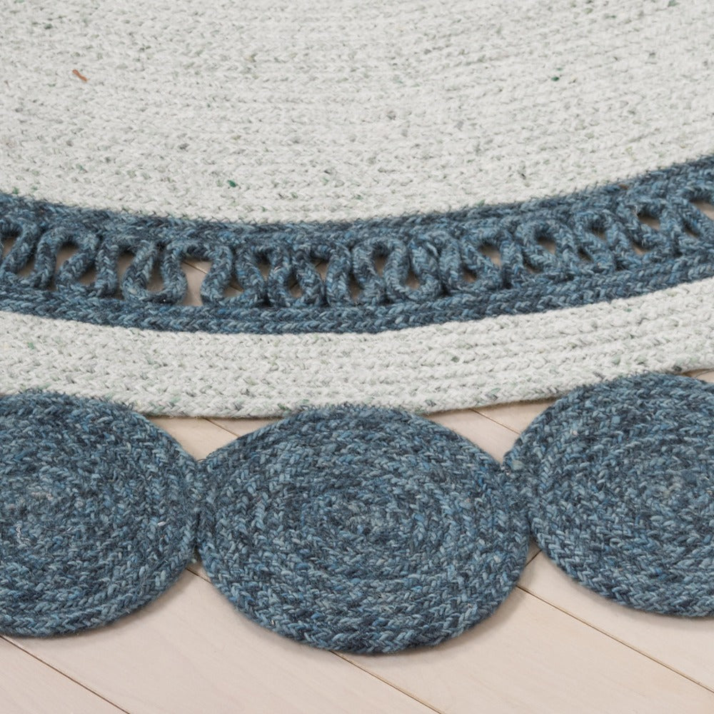 Safavieh - Braided 558M Blue Sage - 5" X 5" - BRD558M-5R view 3