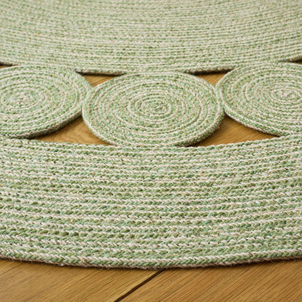 Safavieh - Braided 559Y Green Ivory - 3" X 3" - BRD559Y-3R view 3
