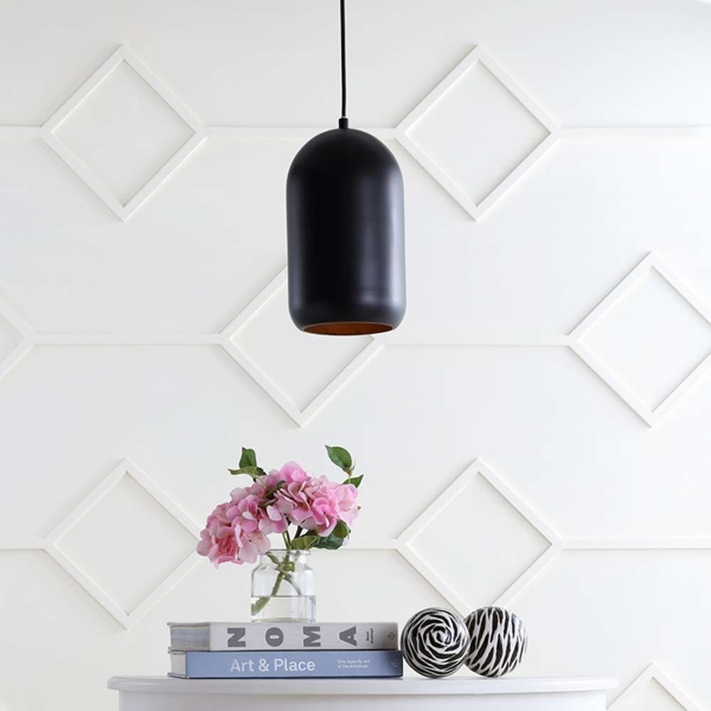 Safavieh - Carisir 7 Inch Pendant - Black - PND4040A veiw 1