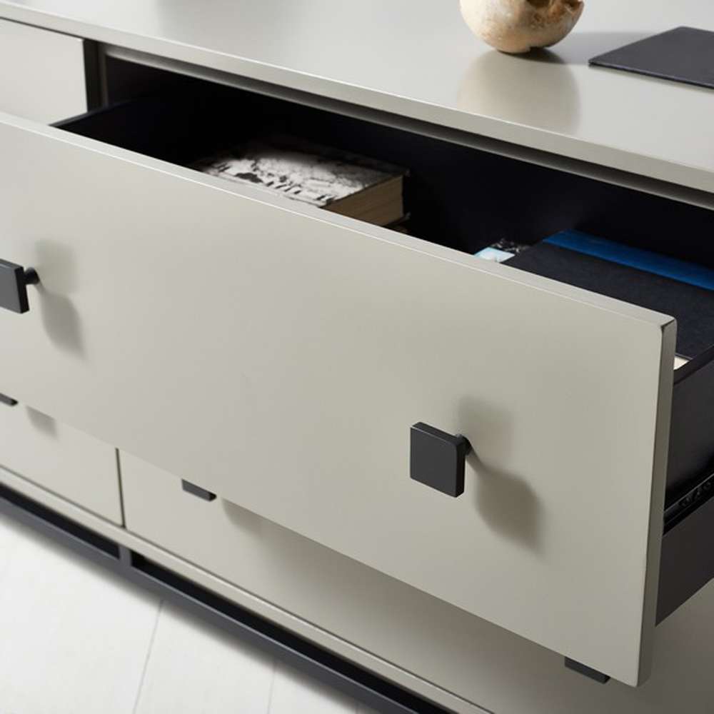 Safavieh - Couture - Claudette 4 Drawer Dresser - Taupe - Black - SFV2123C veiw 2