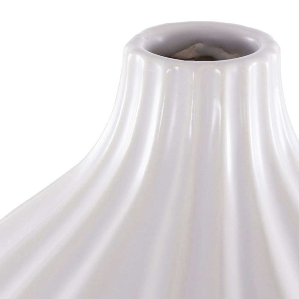 Safavieh - Clea Ceramic Vase - Ivory - RDC4018A-SET3 veiw 2
