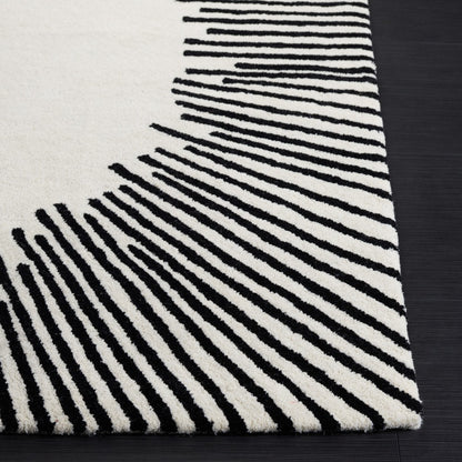 Safavieh - Fifth Avenue 129A Ivory Black - 9" X 9" - FTV129A-9SQ view 2