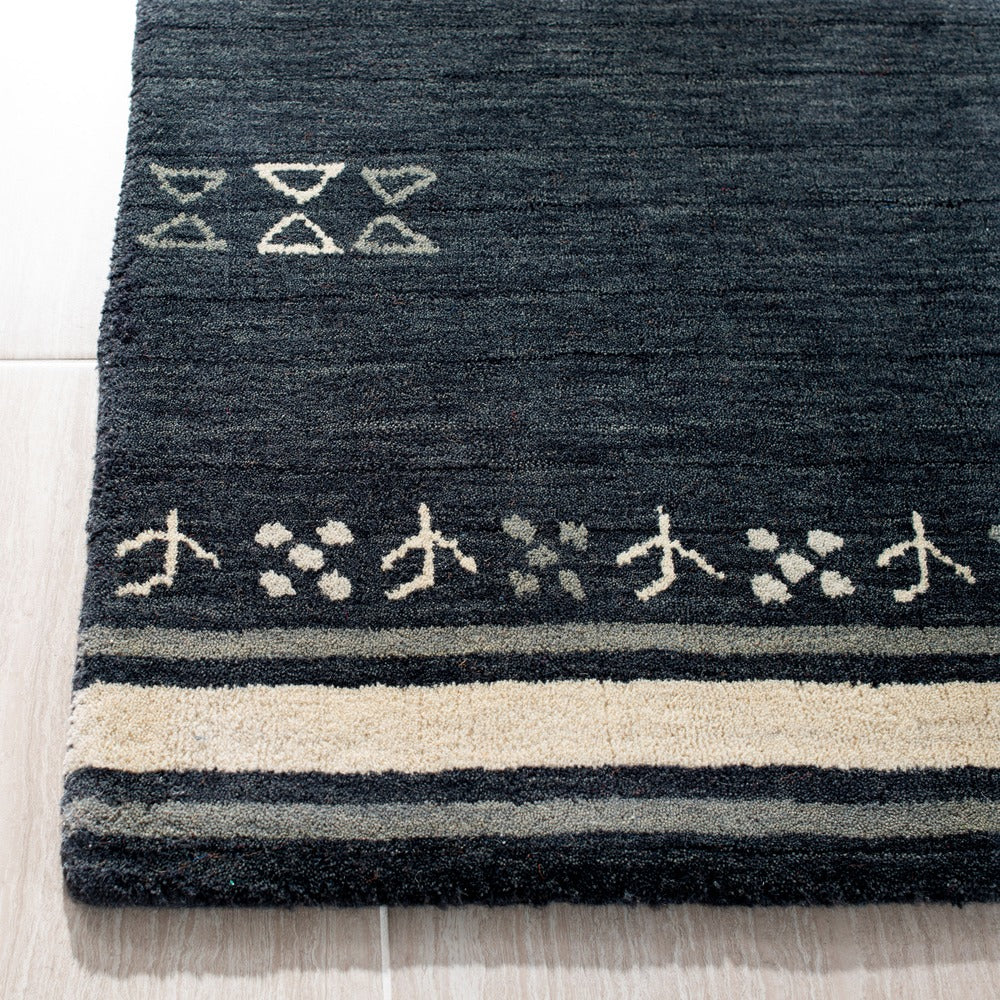 Safavieh - Himalaya 597H Charcoal - 12" X 16" - HIM597H-1216 view 3
