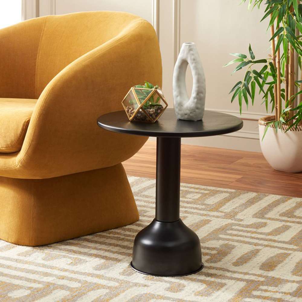 Safavieh - Iruma Round Accent Table - Black - ACC4618A veiw 2