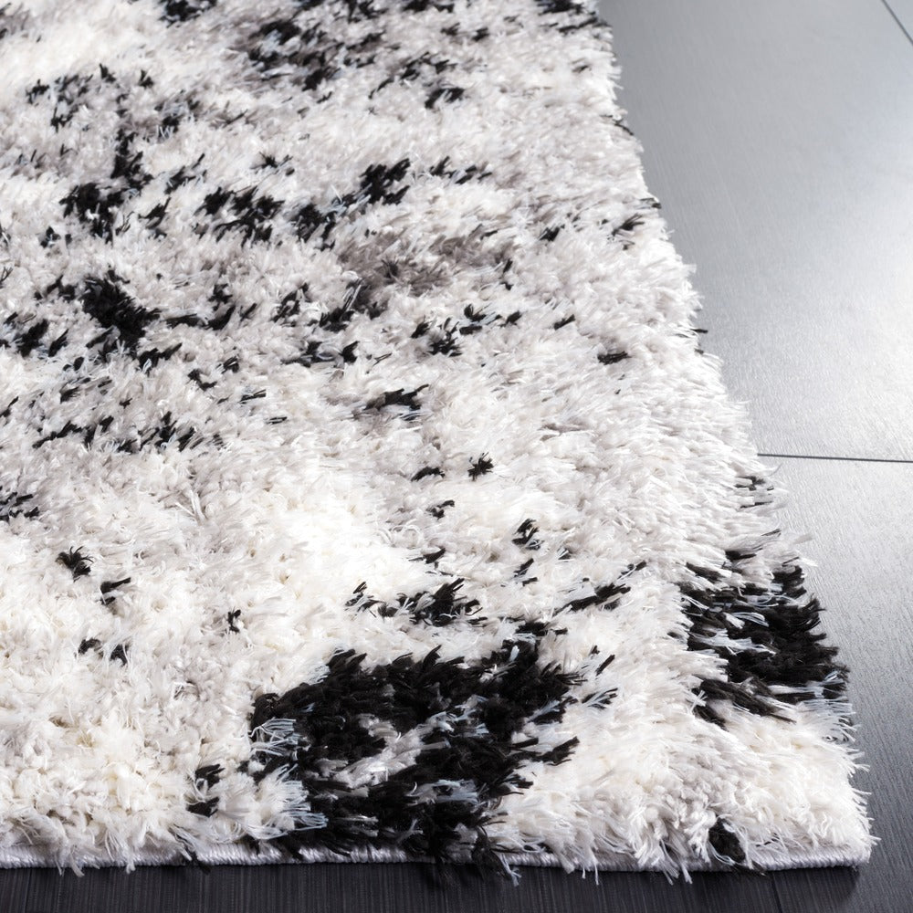 Safavieh - Lindsay Shag 556G Grey / Black Ivory - 6" X 9" - LNS556G-6 view 3