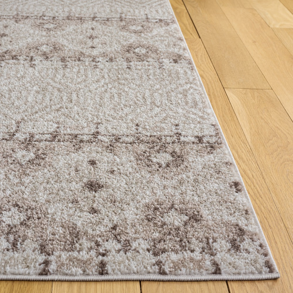 Safavieh - Madison 797A Beige - 5.3" X 7.6" - MAD797A-5 view 3