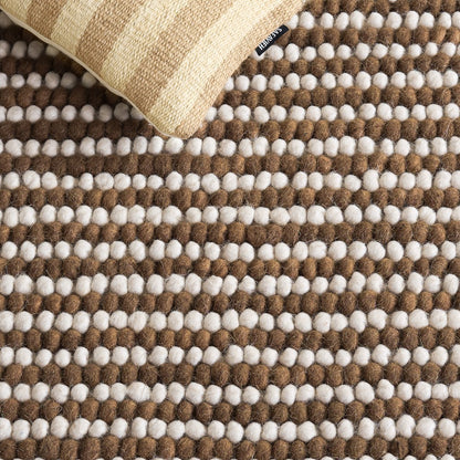 Safavieh - Natura 220R Ivory Rust Brown - 5" X 8" - NAT220R-5 view 4