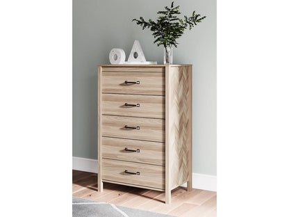 Signature Design by Ashley - Battelle Five Drawer Chest in Tan - EB3929-245 veiw 2