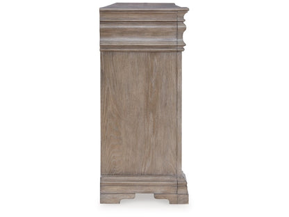 Signature Design by Ashley - Blairhurst Dresser in Light Grayish Brown - B916-31 veiw 4