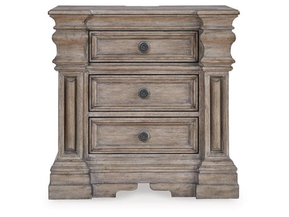 Signature Design by Ashley - Blairhurst Three Drawer Night Stand in Light Grayish Brown - B916-93 veiw 1