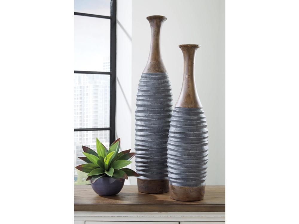 Signature Design by Ashley - Blayze Vase Set (Set of 2) in Antique Gray/Brown - A2000388 veiw 2