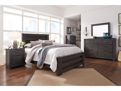 Signature Design by Ashley - Brinxton Five Drawer Chest in Black - B249-46 veiw 3