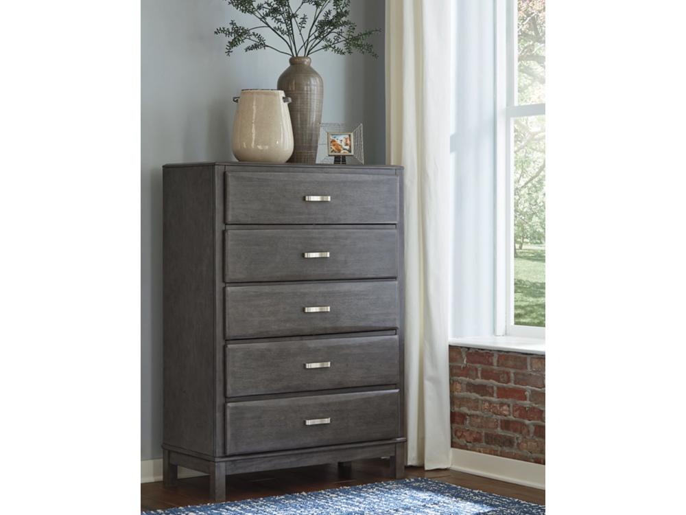 Signature Design by Ashley - Caitbrook Five Drawer Chest in Gray - B476-46 veiw 2
