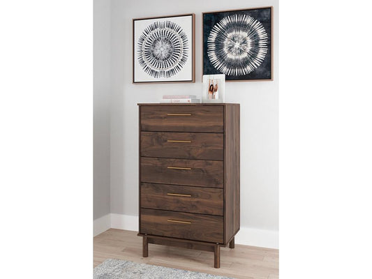 Signature Design by Ashley - Calverson Five Drawer Chest in Mocha - EB3660-245 veiw 2