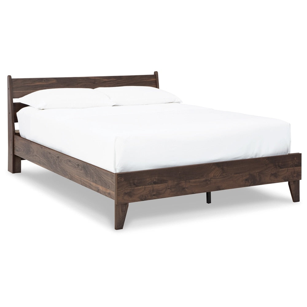 Signature Design by Ashley - Calverson Queen Panel Platform Bed in Mocha veiw 1