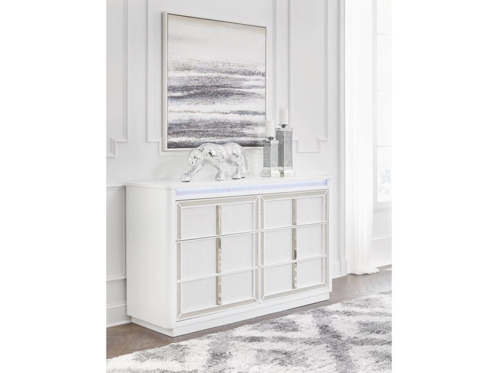 Signature Design by Ashley - Chalanna Dresser in White - B822-31 veiw 2