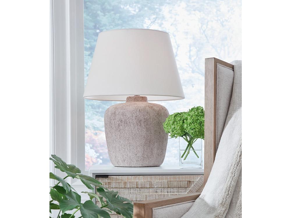 Signature Design by Ashley - Danry Metal Table Lamp in Distressed Cream - L207454 veiw 2