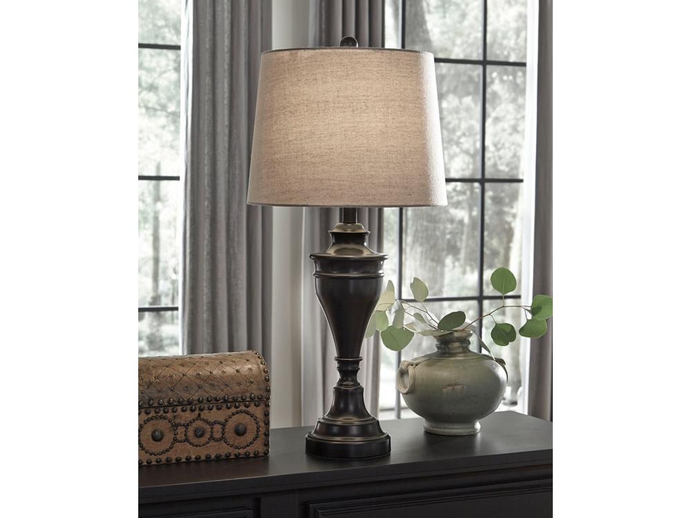 Signature Design by Ashley - Darlita Metal Table Lamp in Bronze Finish - L204024 veiw 2