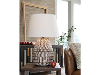 Signature Design by Ashley - Darrich Metal Table Lamp in Beige/White - L235804 veiw 2