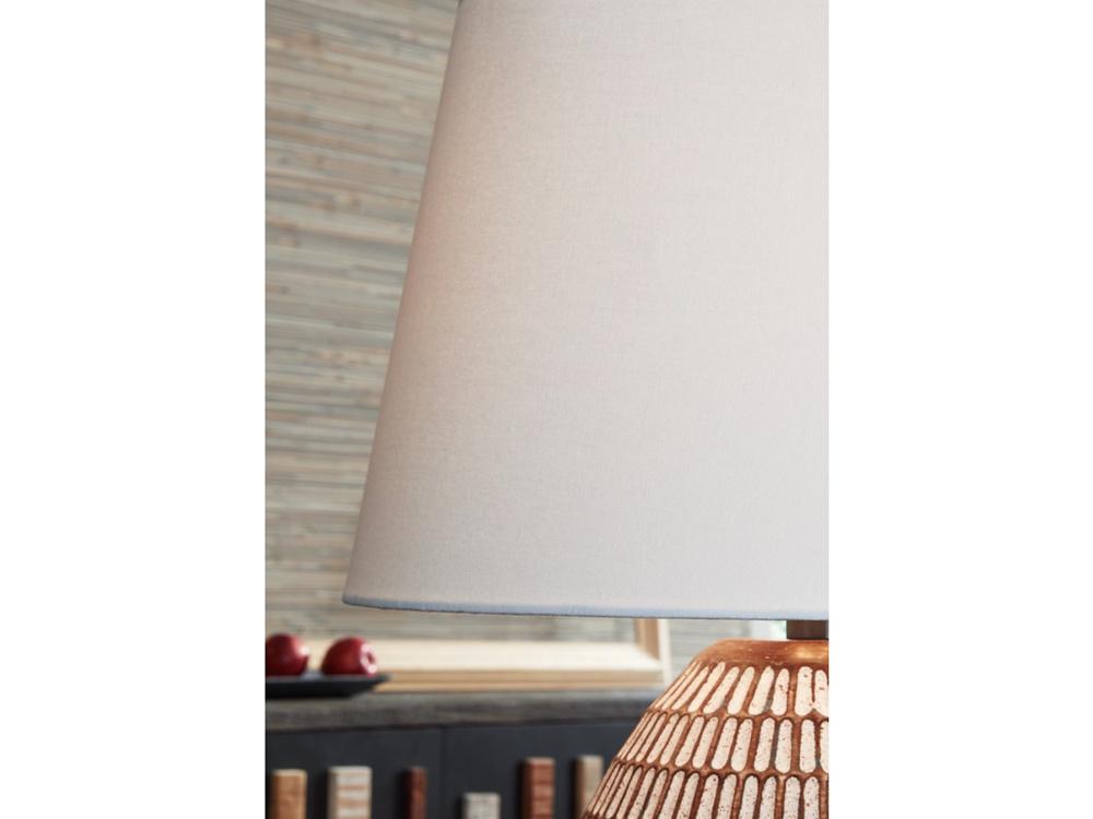Signature Design by Ashley - Darrich Metal Table Lamp in Beige/White - L235804 veiw 3