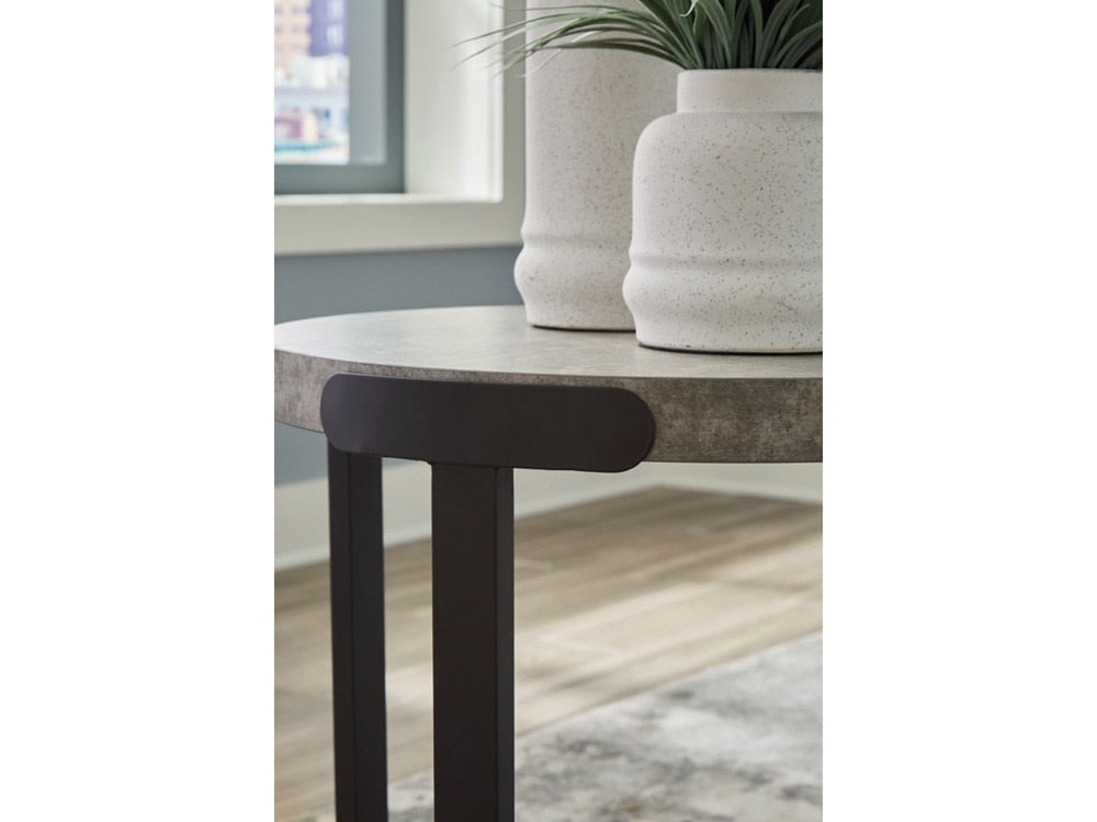 Signature Design by Ashley - Darthurst Occasional Table Set (Set of 3) in Light Brown - T383-13 veiw 3
