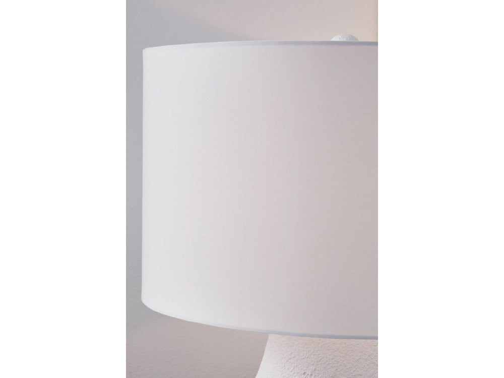 Signature Design by Ashley - Dashland Metal Table Lamp in White/Navy - L207514 veiw 3
