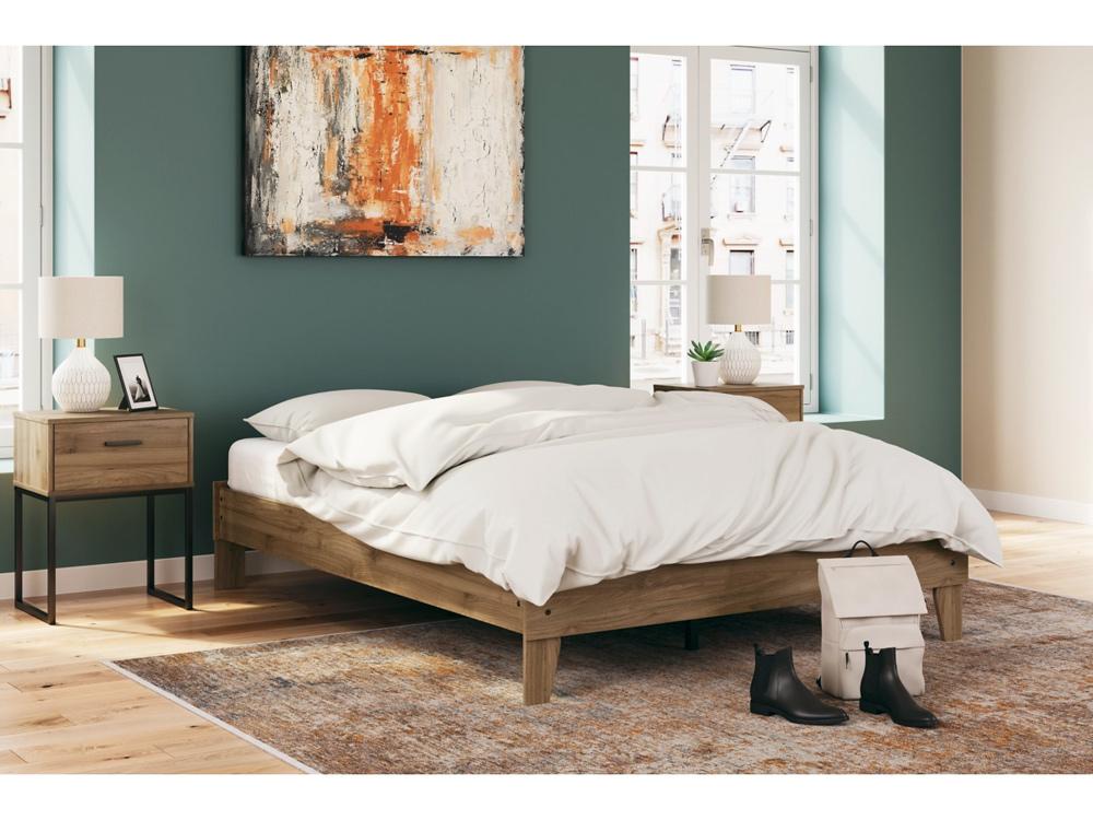 Signature Design by Ashley - Deanlow Queen Platform Bed in Honey - EB1866-113 veiw 2