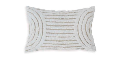 Signature Design by Ashley - Farissen Pillow (Set of 4) in White/Tan - A1001062 veiw 1