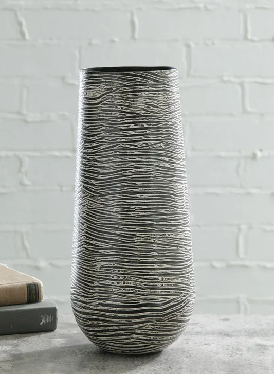 Signature Design by Ashley - Fynn Vase in Antique Gray - A2000515 view 2