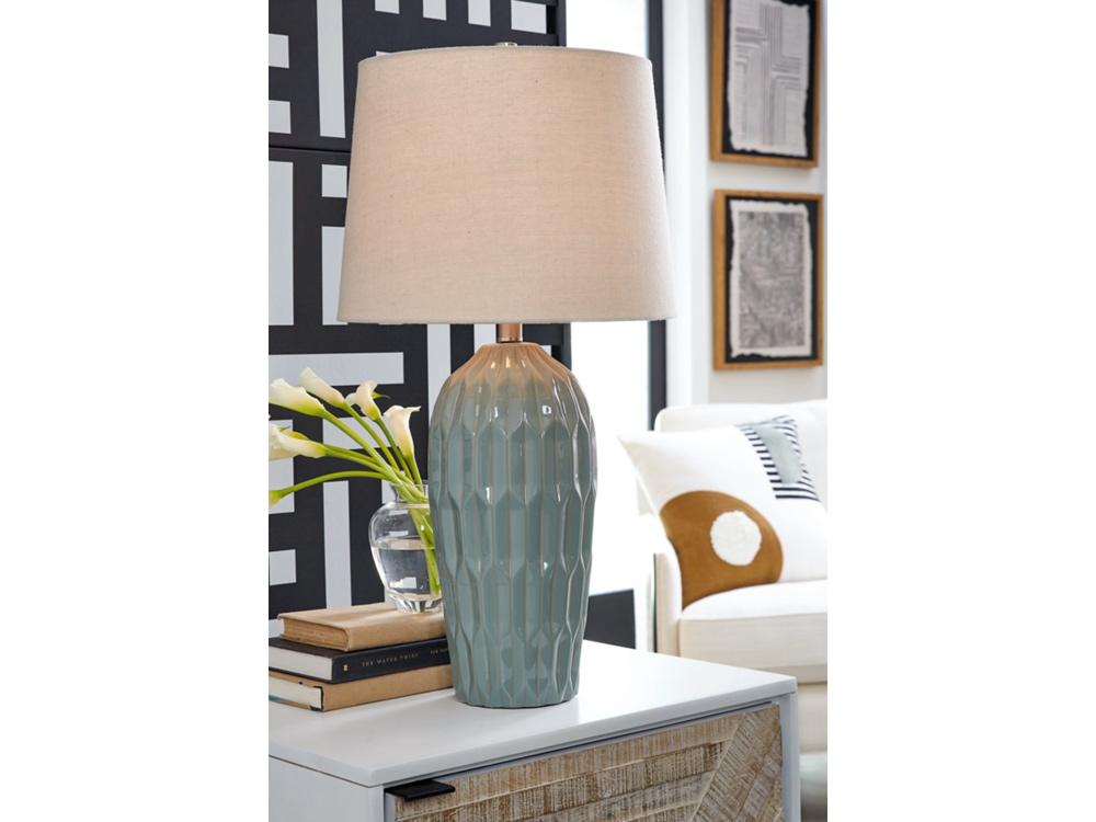 Signature Design by Ashley - Hadbury Ceramic Table Lamp (Set of 2) in Pale Blue/Teal - L178034 veiw 2