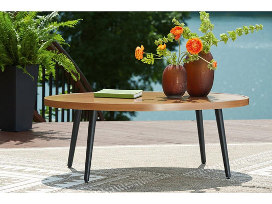 Signature Design by Ashley - Horizon Hall Outdoor Cocktail Table in Brown - P572-701 veiw 2