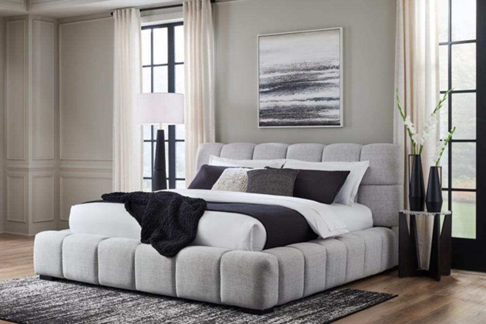 Signature Design by Ashley - Jesstean King Upholstered Bed in Light Gray veiw 2