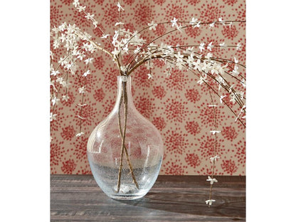 Signature Design by Ashley - Kurthorne Vase in Clear - A2900026 veiw 2